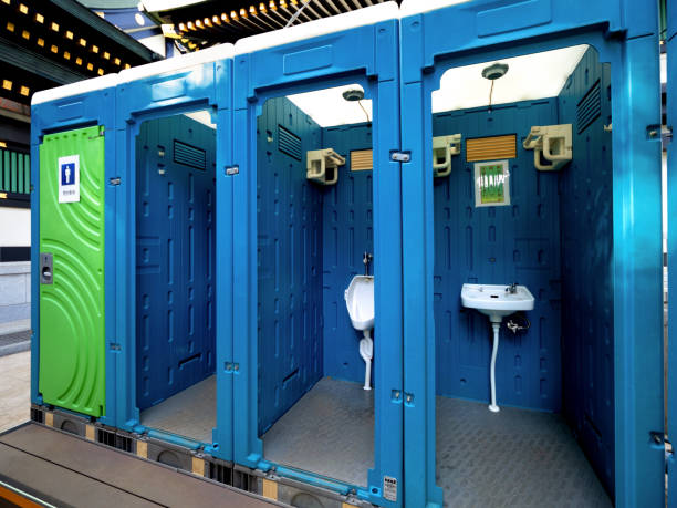 Best Porta potty delivery and setup  in Omak, WA